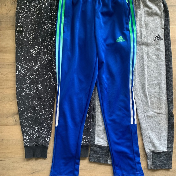 Youth clothing - Picture 1 of 3